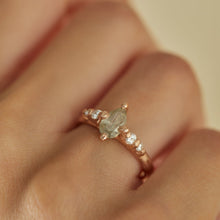 Load image into Gallery viewer, DR1056 | Salt and Pepper Drop Diamond Ring