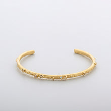 Load image into Gallery viewer, BR1002 | Diamond Cuff Bracelet