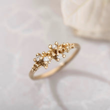 Load image into Gallery viewer, DR1006 | Diamond Cluster Ring with Coral Details- prongs setting