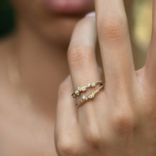 Load image into Gallery viewer, DR1024 | Dainty Cluster Ring with Diamonds