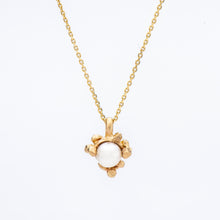 Load image into Gallery viewer, N1007 | Pearl Cluster Necklace