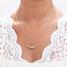 Load image into Gallery viewer, N1002 | Cluster Necklace with White Diamonds