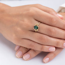 Load image into Gallery viewer, R1017 | Emerald Ocean Treasure Ring