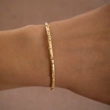 Load image into Gallery viewer, BR1002 | Diamond Cuff Bracelet