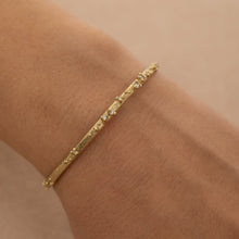 Load image into Gallery viewer, BR1002 | Diamond Cuff Bracelet