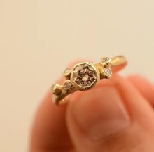 Load image into Gallery viewer, DR1048 | Ocean Barnacle Cluster Ring