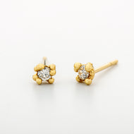 E1031 | Little Diamond Stud earrings