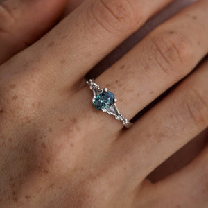 DR1044 | Majestic Blue Oval Diamond Ring