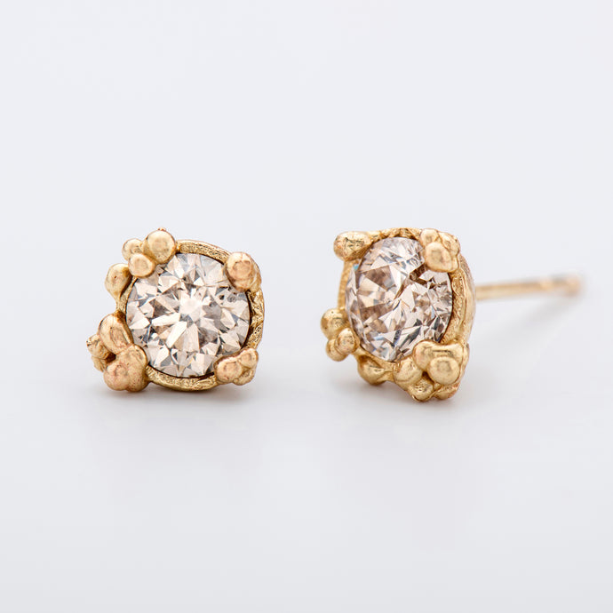 E1022 | Coral Stud Earrings with Diamonds