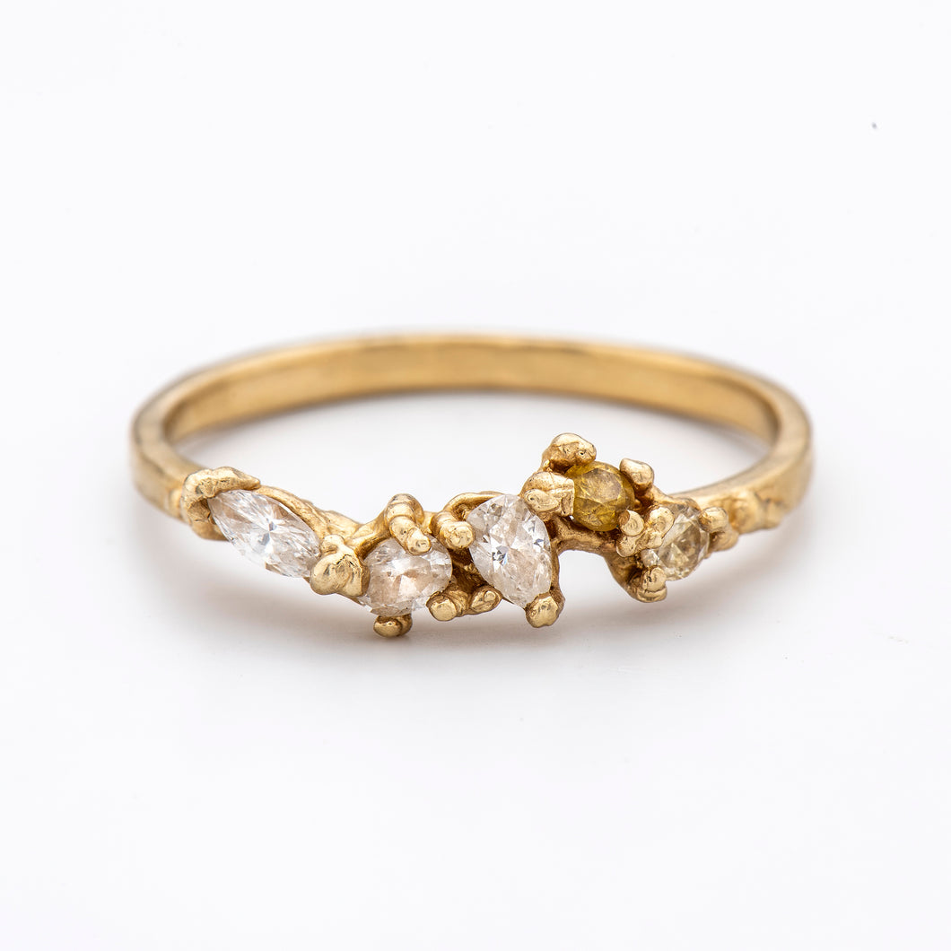 DR1004 | טבעת שביל יהלומים
