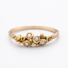 Load image into Gallery viewer, R1013 | Pearl Cluster Ring with Coral Details