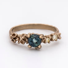 Load image into Gallery viewer, R1021 | Detailed Sapphire Ring with Champagne Diamonds
