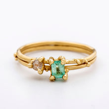 Load image into Gallery viewer, R1025 | Dainty Double Ring Set with an Emerald and a Cognac Shade Diamond
